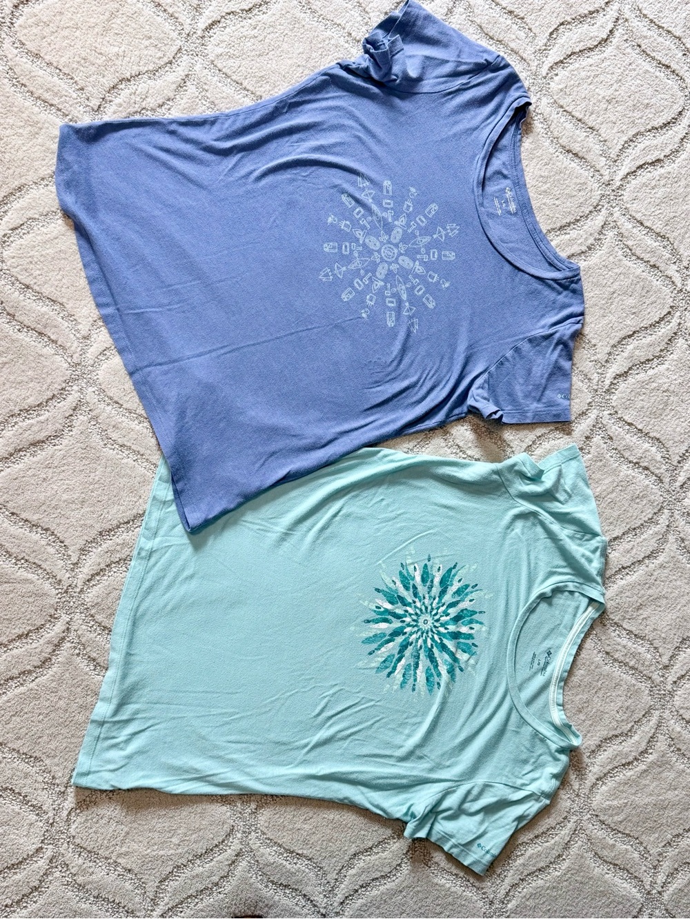 Columbia Women's Blue and Mint Graphic Short-Sleeve Tees